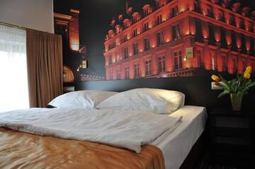 Фото номера Двухместный номер с 1 кроватью или 2 отдельными кроватями Отель Hotel Atrium г. Новы-Томысль 9